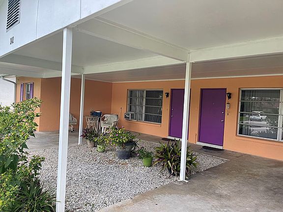 5th image of 242 Ortiz Blvd