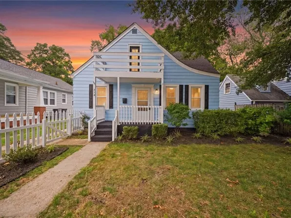 216 Manteo Ave, Hampton, VA 23661