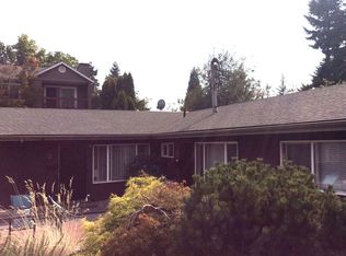 2801 NE 12th St APT C, Renton, WA 98056