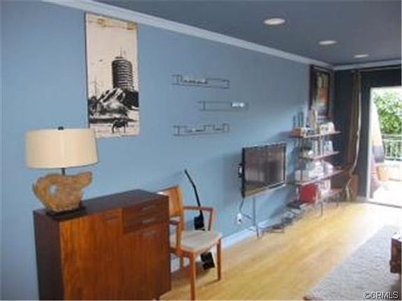 4th image of 1440 23rd St APT 119