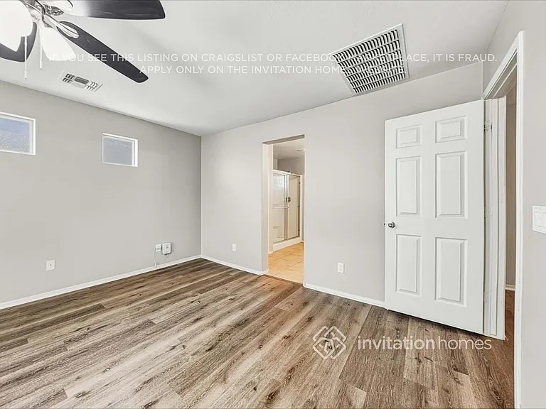12363 N 67th Dr — Photo 7