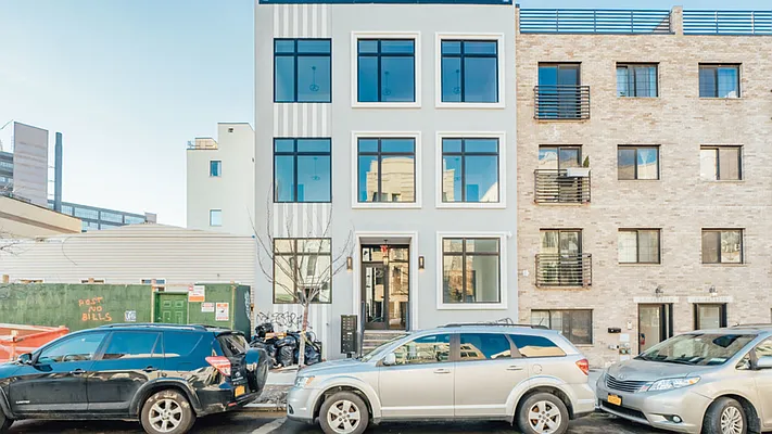 Rented by Nooklyn NYC LLC | media 37