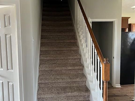 5th image of 8819 Saratoga Dr
