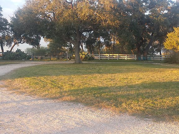 3rd image of 2631 County Road 393