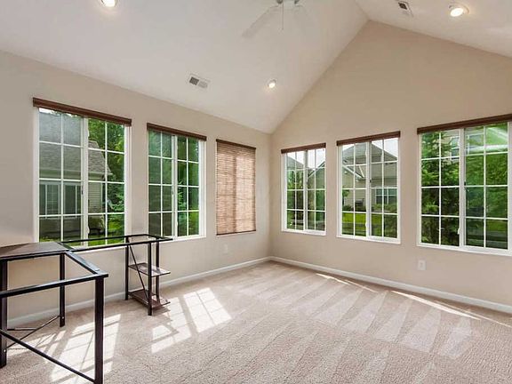 4th image of 4837 Ashleigh Dr