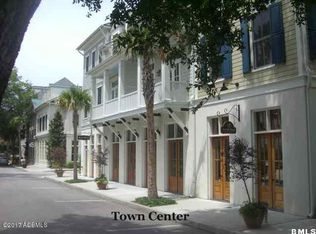 8 Market, Beaufort, SC 29906
