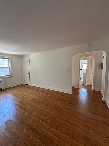 54-60 Jackson Ave #33 Photo 1