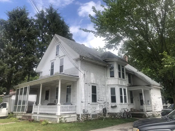 87 Pearl St, Middleboro, MA 02346