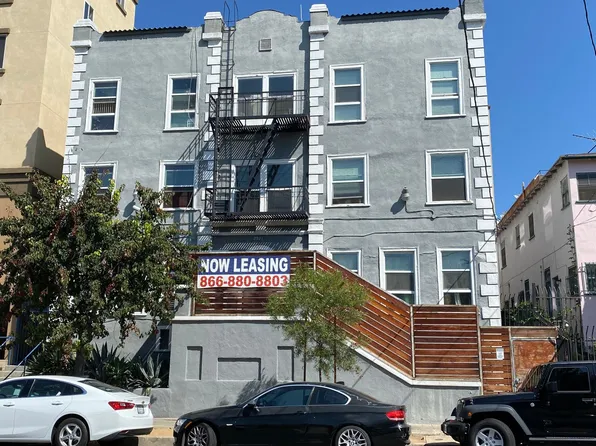 2921 Francis Ave., Los Angeles