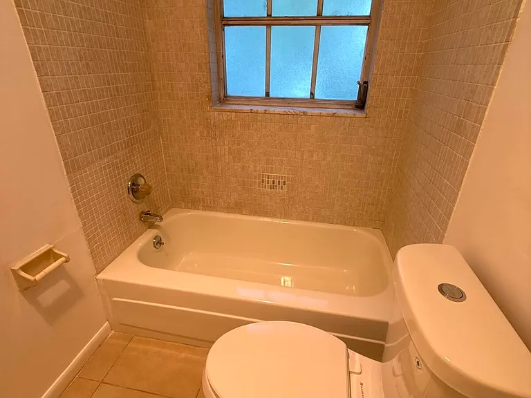 4951 Wedgewood Way #5 — Photo 25