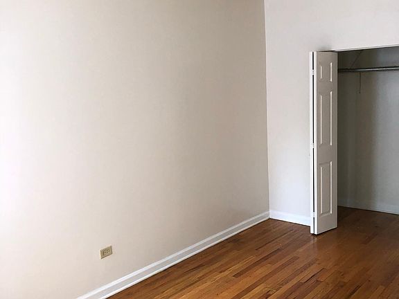 4th image of 6941 S Wabash Ave