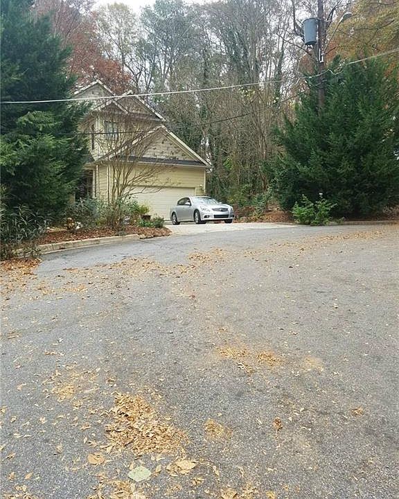 2nd image of 3418 Lawrence St Lot 19