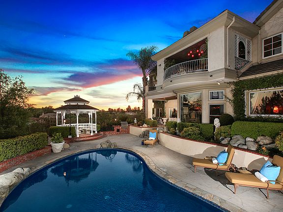 4th image of 1811 Ladera Vista Pl