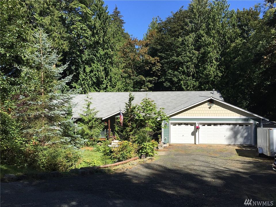 1st image of 7103 46th St NE