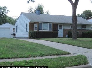 3109 S 39th St, Omaha, NE 68105