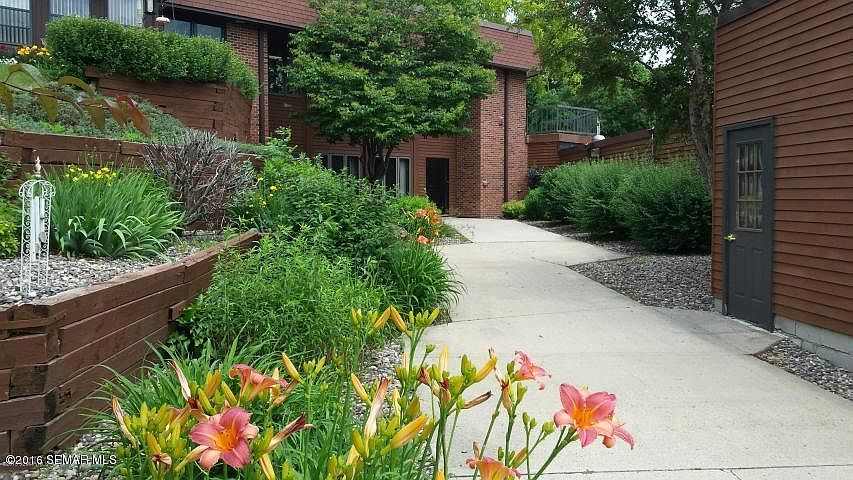 1st image of 909 Luther Pl APT 100