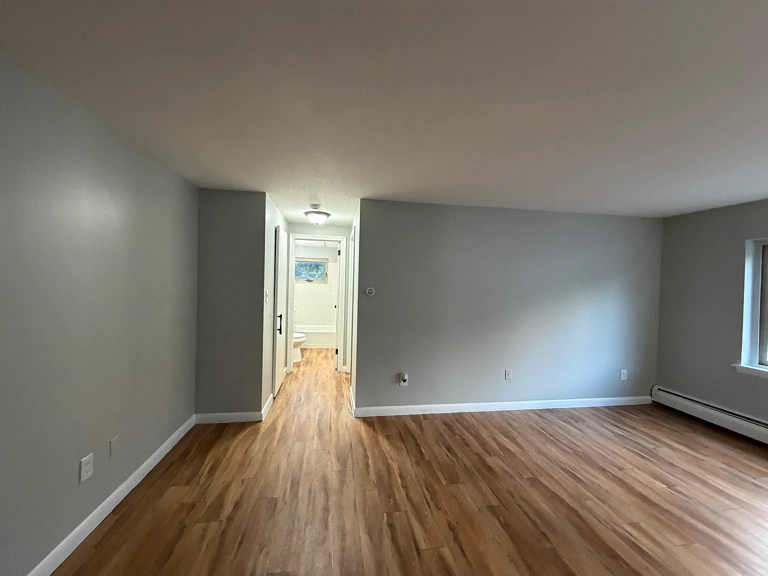 1 bed, $995 — Photo 4