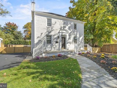 5613 Bradley Blvd, Bethesda, MD, 20814