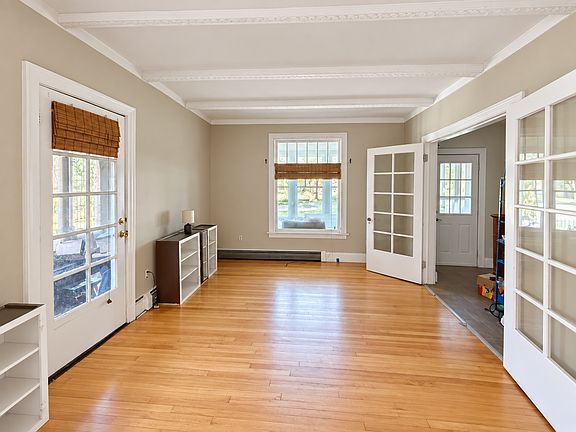 4th image of 1024 8th St S