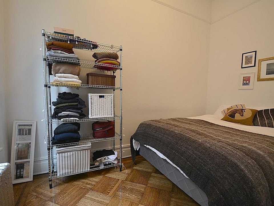 2nd image of 319 W 84th St APT 2F