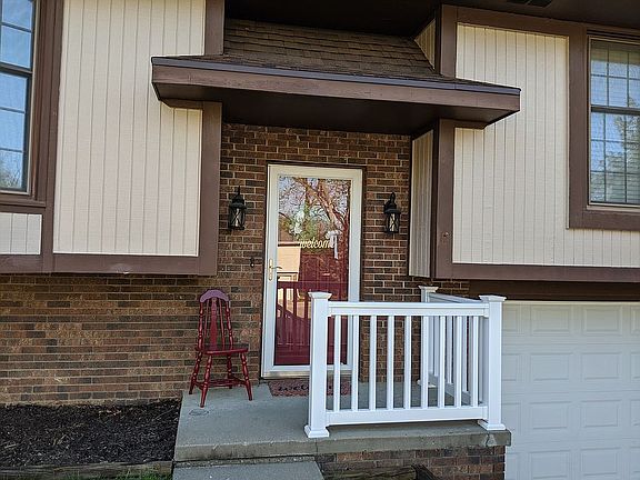 4th image of 6103 Arabian Ln
