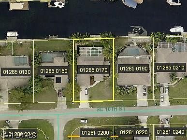 2nd image of 1717 SE 10th St