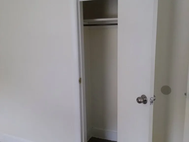 236 Kingsboro Ave #3 — Photo 10