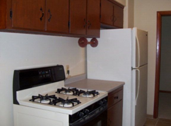3rd image of 704 Park Ave