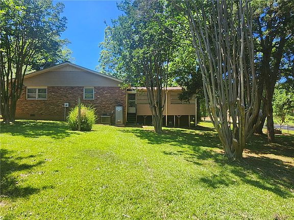 3rd image of 10824 Anderson Rd