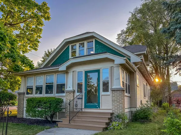 248 South 11th AVENUE, West Bend, WI 53095