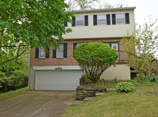 8695 Clough Rd, Cincinnati, OH 45255