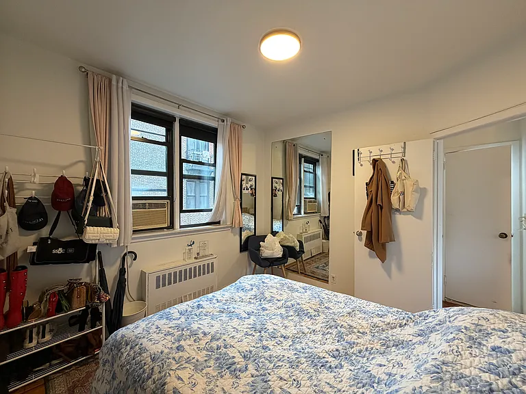266 W 22nd St #3 — Photo 9