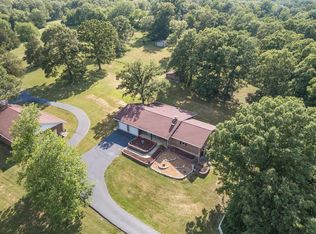 9763 Sandy Valley Rd, Hillsboro, MO 63050