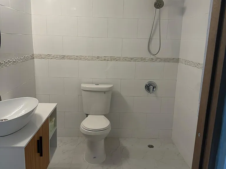 155 Valle Taft #202 — Photo 13
