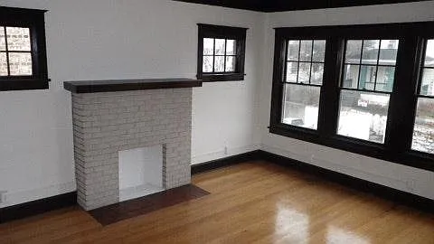 109 N Hickory St #2 — Photo 2