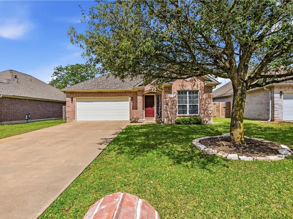 1011 Bougainvillea St, College Station, TX 77845
