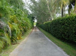 6900 SW 50th St, Davie, FL 33314