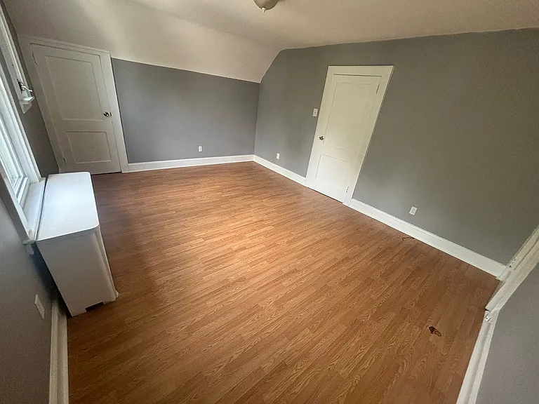 1132 Saint Louis Ave #2R — Photo 11