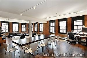 1st image of 43 Clarkson St APT 3B