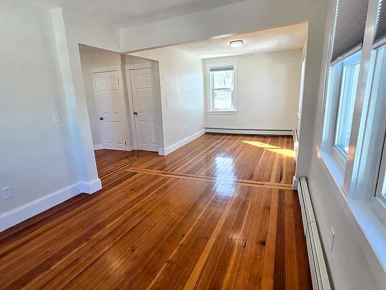 268 1/2 Greenville Ave #2 — Photo 7