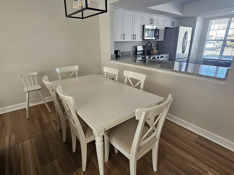 770 Spence Cir — Photo 4
