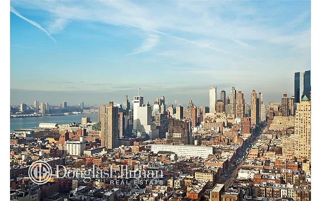 Rented by Douglas Elliman | media 27