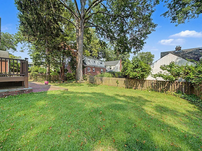 34 Esmond Pl — Photo 29