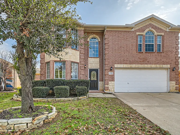 1880 Woodchase Dr — Photo 24