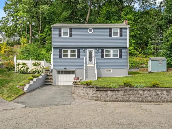 17 Dale Cir, Waltham, MA 02451