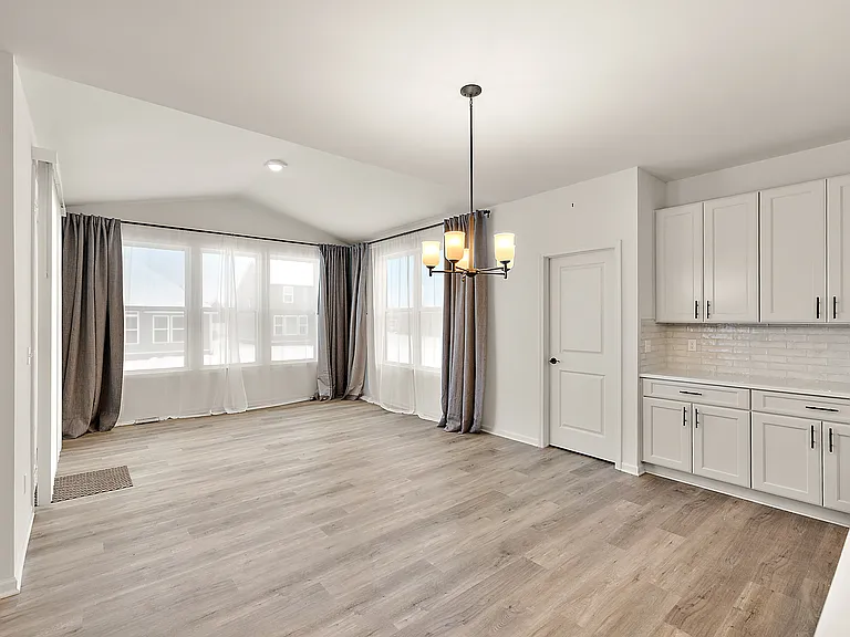 2436 Parkshore Dr — Photo 37