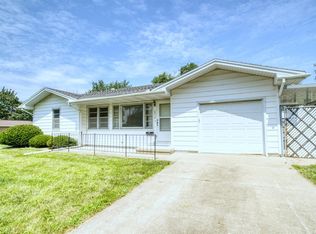 2313 W Overbrook Dr, Peoria, IL