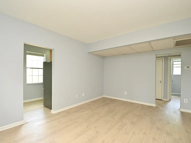 1802 Lee Hwy #93 — Photo 3