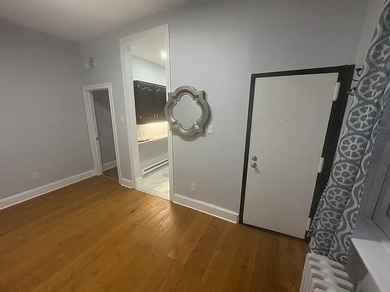 4810 Regent St #1R — Photo 12