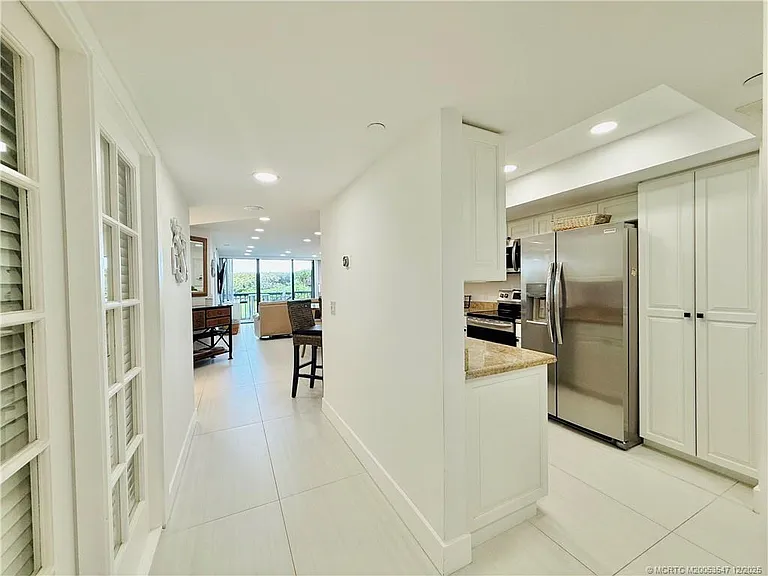 8800 S Ocean Dr #102 — Photo 5